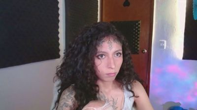 MistressAlana live cam on Cam4