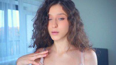 MistyBiser live cam on Cam4