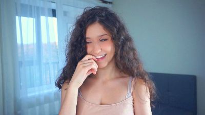 MistyBiser live cam on Cam4
