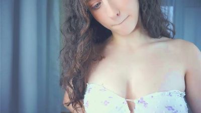 MistyBiser live cam on Cam4