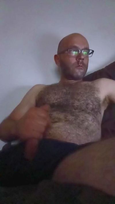Mitchum1986 live cam on Cam4