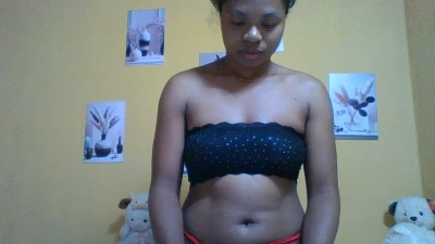 Mitia_01 live cam on Cam4