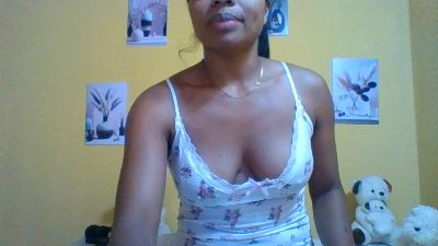 Mitia_01 live cam on Cam4