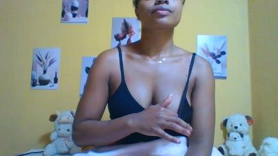 Mitia_01 live cam on Cam4