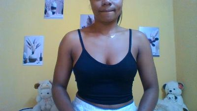 Mitia_01 live cam on Cam4