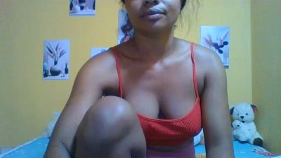 Mitia_01 live cam on Cam4