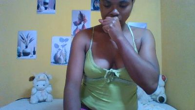 Mitia_01 live cam on Cam4