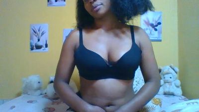 Mitia_01 live cam on Cam4