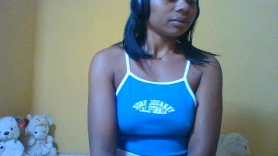 Mitia_01 live cam on Cam4