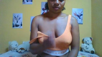 Mitia_01 live cam on Cam4