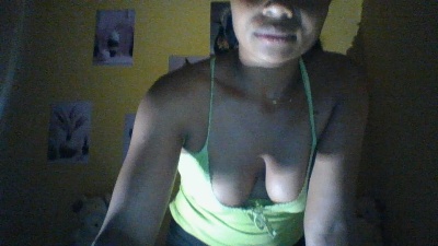 Mitia_01 live cam on Cam4