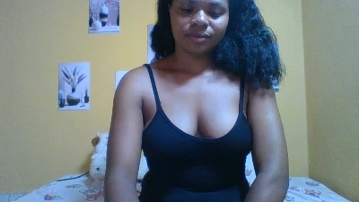 Mitia_01 live cam on Cam4