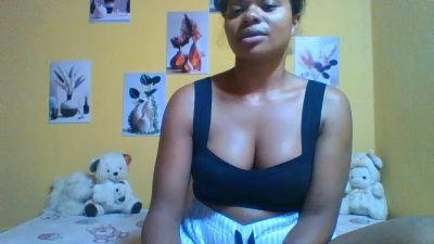 Mitia_01 live cam on Cam4