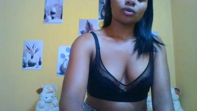 Mitia_01 live cam on Cam4