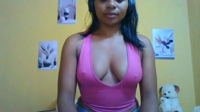 Mitia_01 live cam on Cam4