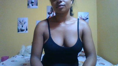 Mitia_01 live cam on Cam4