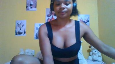 Mitia_01 live cam on Cam4