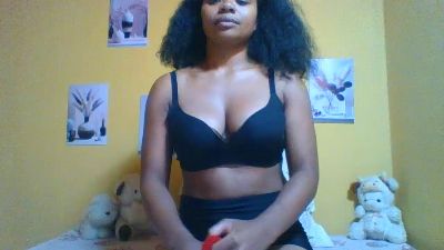 Mitia_01 live cam on Cam4