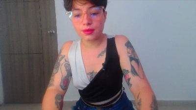 Mitsuha_small live cam on Cam4