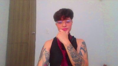 Mitsuha_small live cam on Cam4