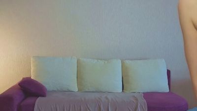MitzieParonto live cam on Cam4