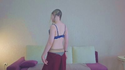 MitzieParonto live cam on Cam4
