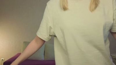 MitzieParonto live cam on Cam4