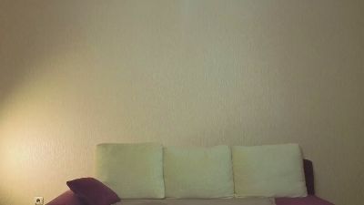 MitzieParonto live cam on Cam4