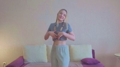 MitzieParonto live cam on Cam4