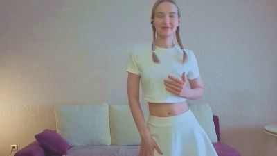MitzieParonto live cam on Cam4