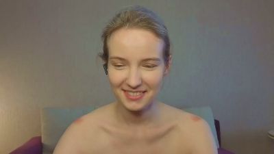 MitzieParonto live cam on Cam4