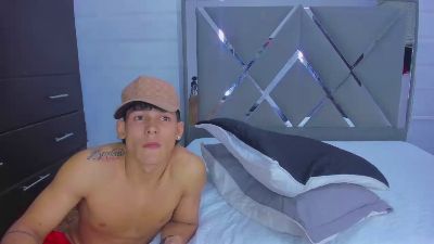 Mixed_Energy live cam on Cam4