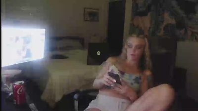 MizzMoist live cam on Cam4