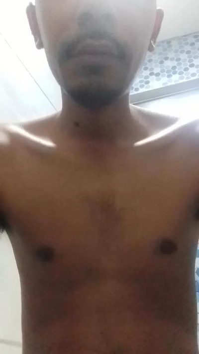 MlkPentelhud0 live cam on Cam4
