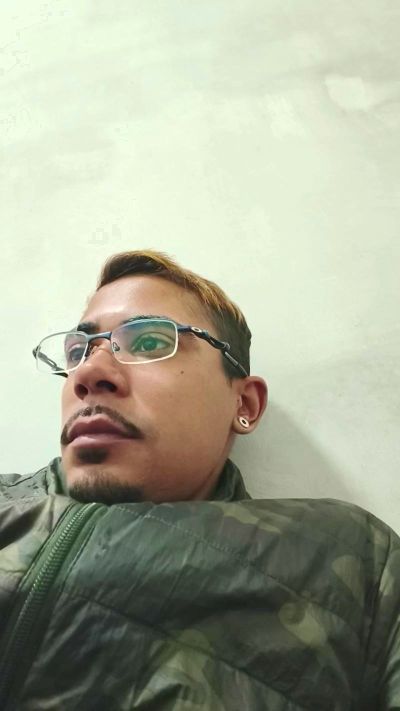 MlkPentelhud0 live cam on Cam4