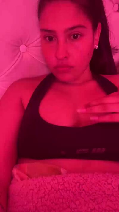 Mmagabby live cam on Cam4
