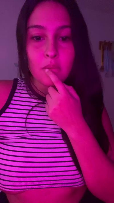 Mmagabby live cam on Cam4