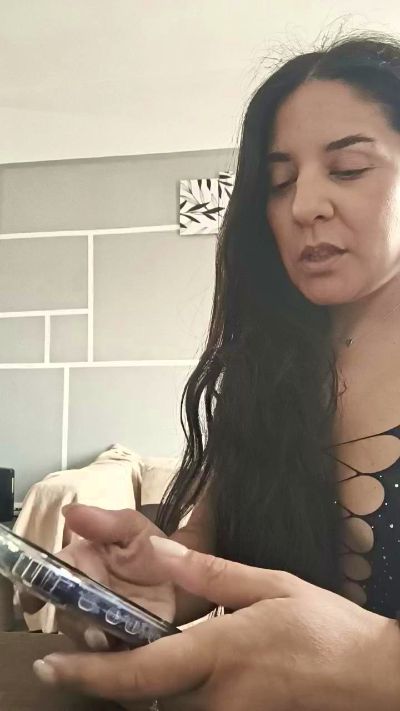 MoiraKiss live cam on Cam4