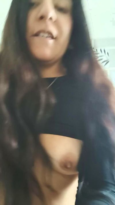 MoiraKiss live cam on Cam4