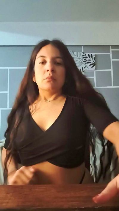 MoiraKiss live cam on Cam4
