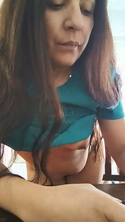 MoiraKiss live cam on Cam4