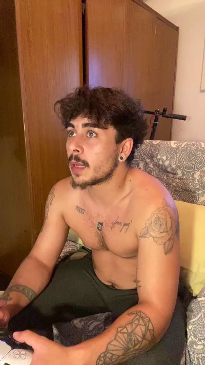 Mojitoxxx69 live cam on Cam4