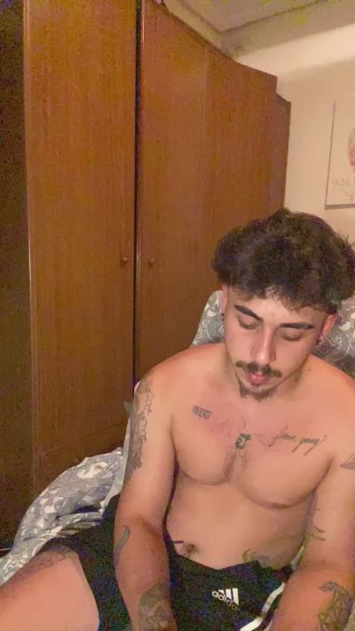 Mojitoxxx69 live cam on Cam4