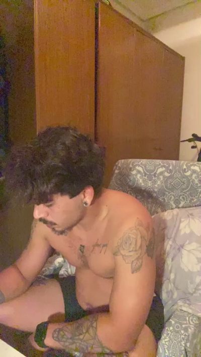 Mojitoxxx69 live cam on Cam4