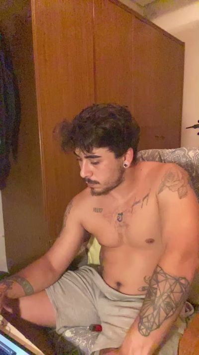 Mojitoxxx69 live cam on Cam4