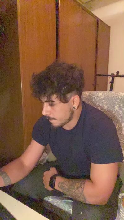 Mojitoxxx69 live cam on Cam4