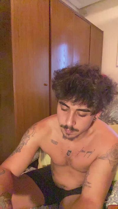 Mojitoxxx69 live cam on Cam4