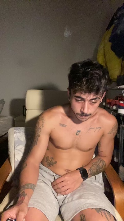 Mojitoxxx69 live cam on Cam4
