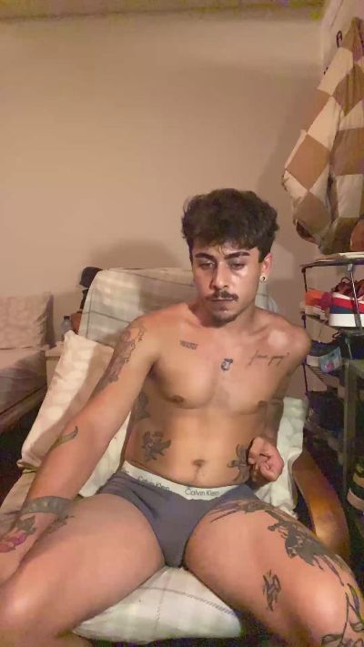 Mojitoxxx69 live cam on Cam4