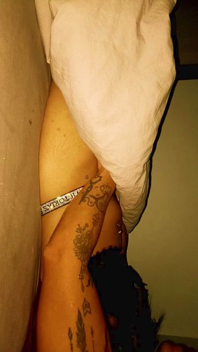Mojosexe3 live cam on Cam4